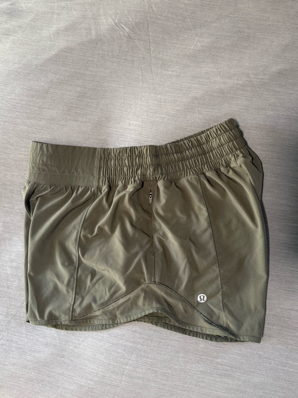 Lululemon Hotty Hot High-Rise Lined Short 2.5”